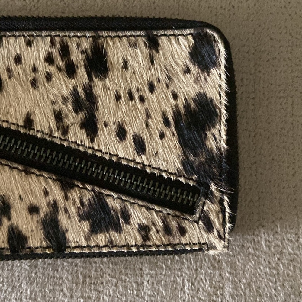 FREE PEOPLE COWHIDE WALLET - Picture 3 of 6